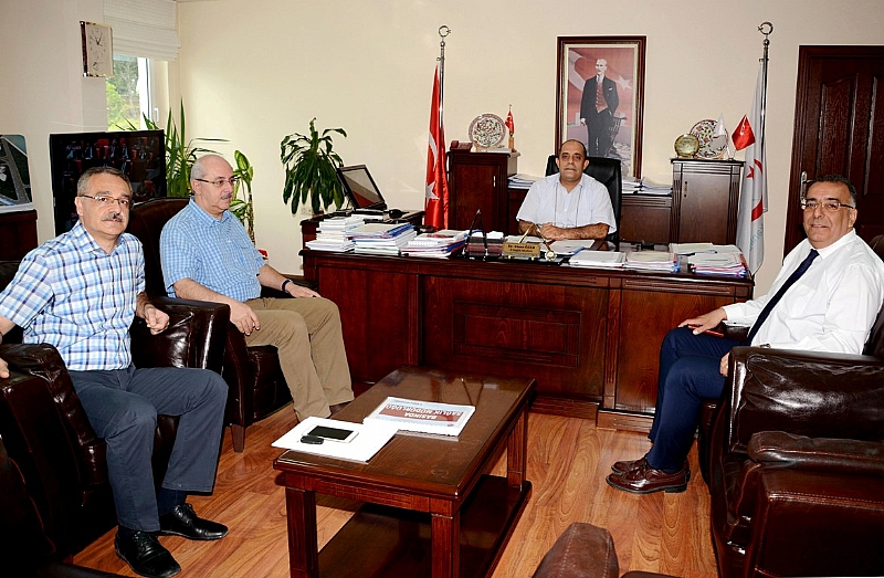 Oda Başkanımız ve Yönetim Kurulu Üyeleri Adana İl Sağlık Müdürü Dr. Ahmet Özer'i Makamında Ziyaret Etti